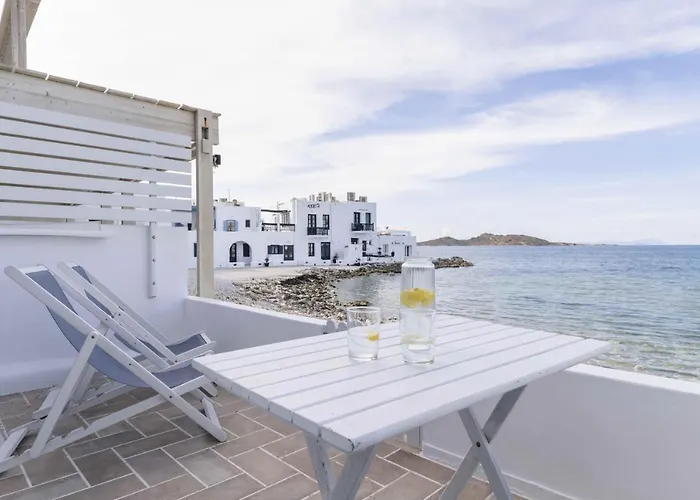 Afluencia Complex No2 * Naousa (Paros)